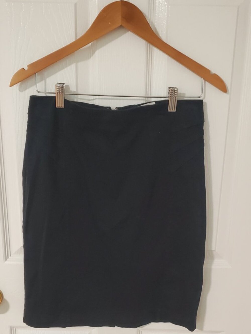 New York & Company Black Pencil Skirt - Size 6